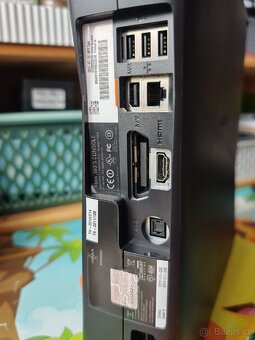 Xbox 360 S - 250GB - 5