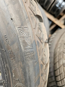 235/40r18 95V  Maxxis  ap2 - 5