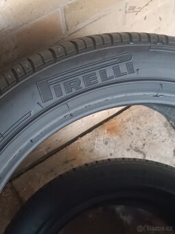 Letní pneu 235/45/17 Pirelli P Zero Rosso - 5