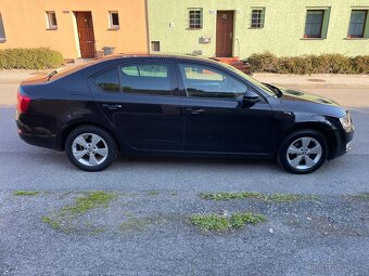 skoda octavia 1.6tdi 81kw 147 000km keyless - 5