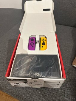 Nintendo switch OLED + bohaté příslušenství - 5
