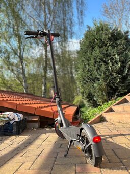Prodám elektrokoloběžku Xiaomi Mi Electric Scooter Pro 2 - 5