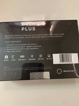 Prodám nové nerozbalené HW peněženky JADE - 5