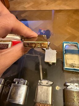 Sbírka po sběrateli 19x zapalovačů + obal na Zippo - 5