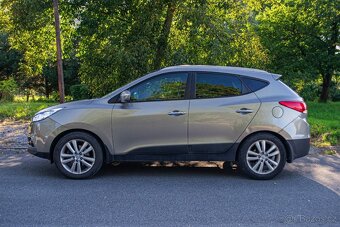 Hyundai ix35 2.0 CRDi VGT Premium 4x4 A/T - 5