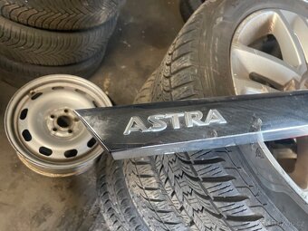 Opel Astra GTC turbo - 5