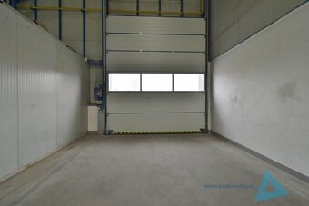 Pronájem skladové a výrobní haly v uzavřeném areálu – Štikov - 5