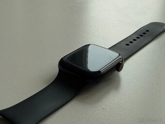 Apple Watch Series 7 (45mm, Cellular, temně inkoustový) - 5