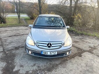 Mercedes Benz b200 - 5