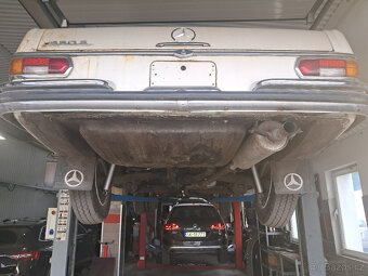 MERCEDES W108 250S 67r - 5