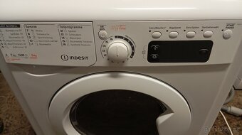 Pračka se sušičkou Indesit - 5