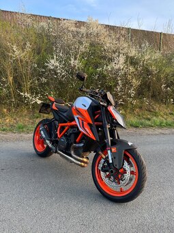 KTM SuperDuke 1290 2022 - 5