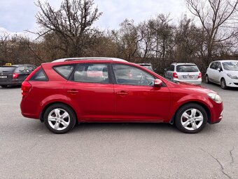Kia Ceed kombi 1,6 CRDi 85 kW, koup.v ČR - 5