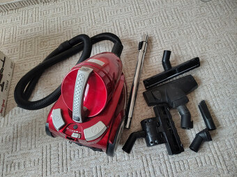 Bezsáčkový vysavač Dirt Devil CENTEC - 5