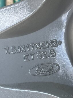 Zimní sada 17" Nexen 235/55 R17 + Ford Kuga alu disky - 5