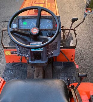 Traktor Hinomoto N179, malotraktor 17 koní - 5