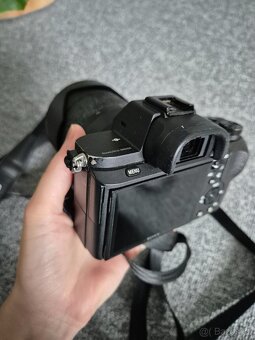 Sony A7 II Full-Frame + hodně příslušenství - 5