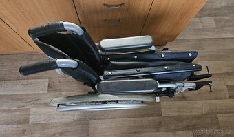 INVALIDNÍ VOZÍK - 5