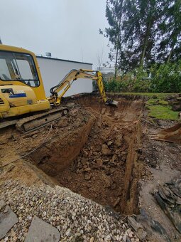 KOMATSU PC35R / 2002 / 6 566 m/h - 5