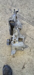 Držáky , uchycení motoru - 5