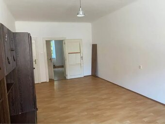 Pronájem bytu 1+1 56 m² - 5