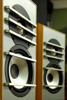 Sloupové reprosoustavy - 5