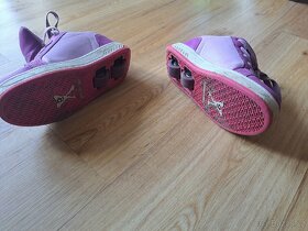 KOLOBOTY - BOTY NA KOLEČKÁCH

 - 5