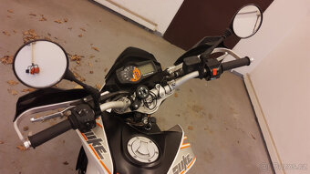 KTM 690 Duke - 5