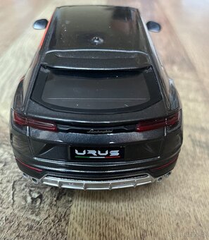 Model 1:25 Lamborghini Urus, Maisto - 5