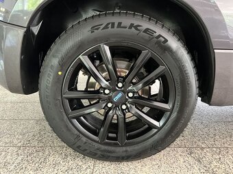 Suzuki Grand Vitara 2.4i Aut. benzín 124kw - 5