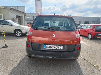 Renault Megane Scenic 1.5 dci 78 kW - 5