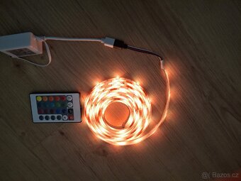 LED pasek 3m - 5