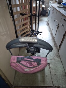 Dětská tříkolka s vodící tyčí - 5