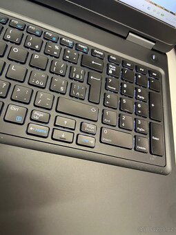 Dell Latitude 5590 - 5