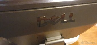 Stolní počítač + monitor - 5