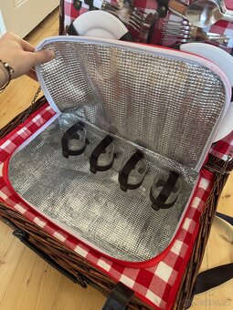 Proutěný piknikový koš pro 4 osoby - 5