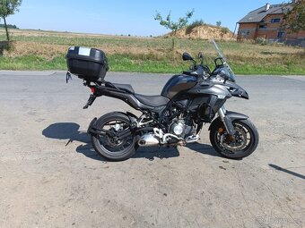 Benelli 502 trávili - 5