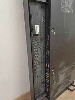 LCD 46" - NEC MultiSync P462 - 5