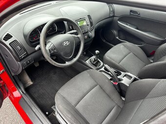 Hyundai i30, 1.4i, r.v. 2010 - 5