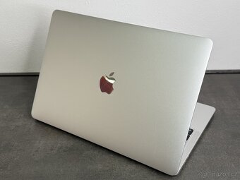 MacBook Pro 13'' 2020 / M1 / 16GB / 512GB SSD / Silver - D - 5