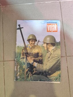 staré časopisy Dikobraz, československý voják - 5