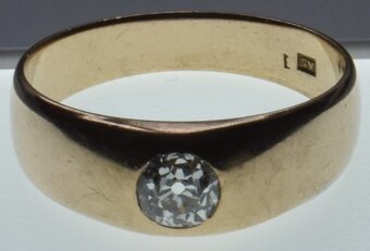 Starožitný zlatý prsten s briliantem 0.53 ct, certifikát ČGL - 5