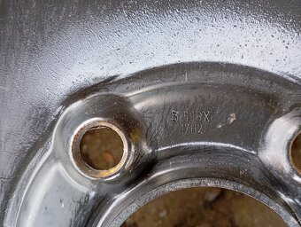 Dojezdové kolo - BMW - 5