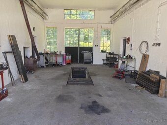 Pronájem dílny 180 m2 +sklad  Daměnice - 5