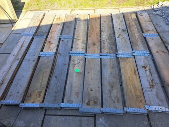 Paletový nástavec/vyvýšený záhon - 5