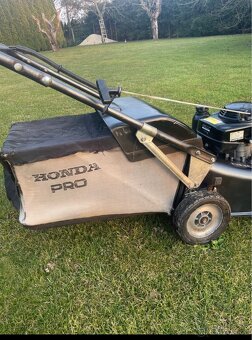 Sekačka Honda HRH 536 Pro - 5