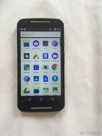Motorola Moto G2 s příslušenstvím - 5