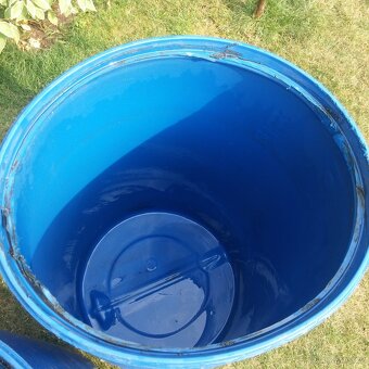Prodám sudy,kanystry obsah 50l,60l a 220l - 5