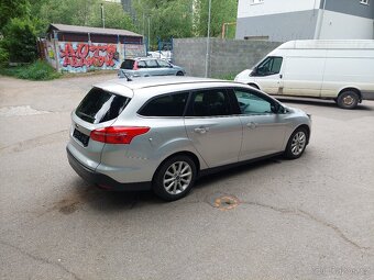 Ford Focus 1.6 16V, 88kw, rok 2015.. - 5