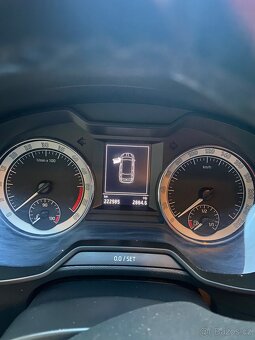Octavia 3 DSG full led 2l 120kw - 5